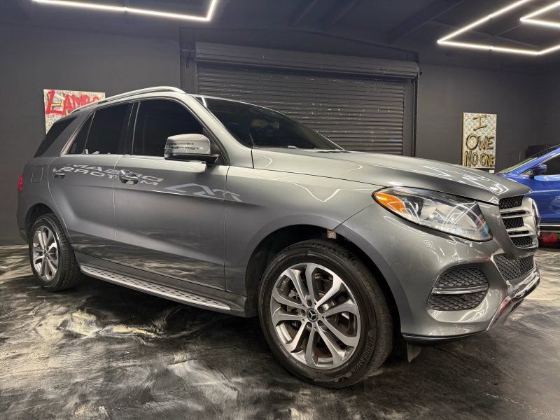 Used 2017 Mercedes-Benz GLE 350 4MATIC image 3