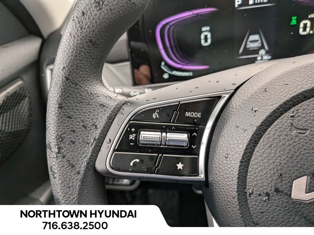 Used 2024 Kia Seltos LX image 25