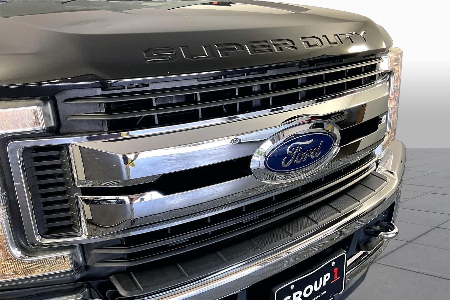 Used 2019 Ford F250 XLT w/ XLT Premium Package AWD/4WD image 28