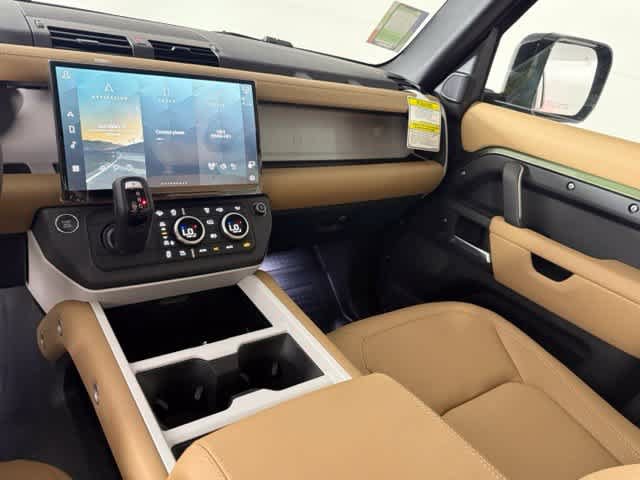 New 2026 Land Rover Defender 110 X-Dynamic SE AWD/4WD image 22