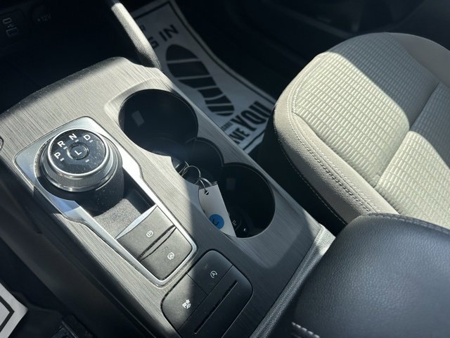 Used 2022 Ford Escape S image 16