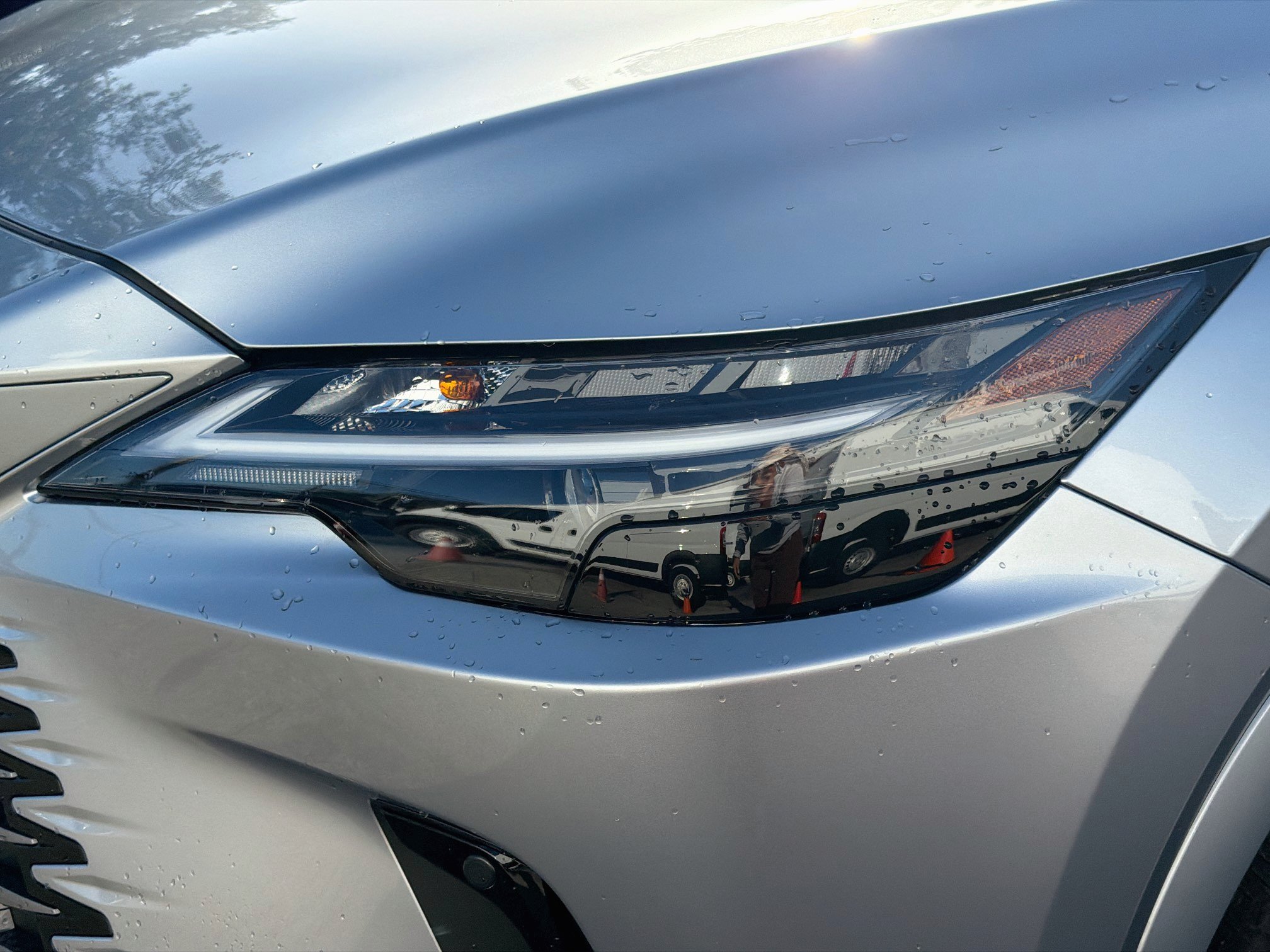 Used 2025 Lexus RX 350h w/ Accessory Package (Z1) AWD/4WD image 9