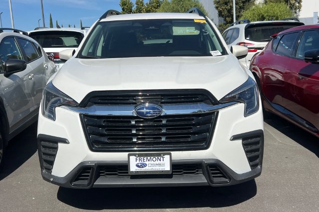 Used 2025 Subaru Ascent Premium AWD/4WD image 3
