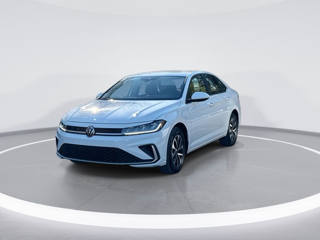 Used 2025 Volkswagen Jetta S image 4