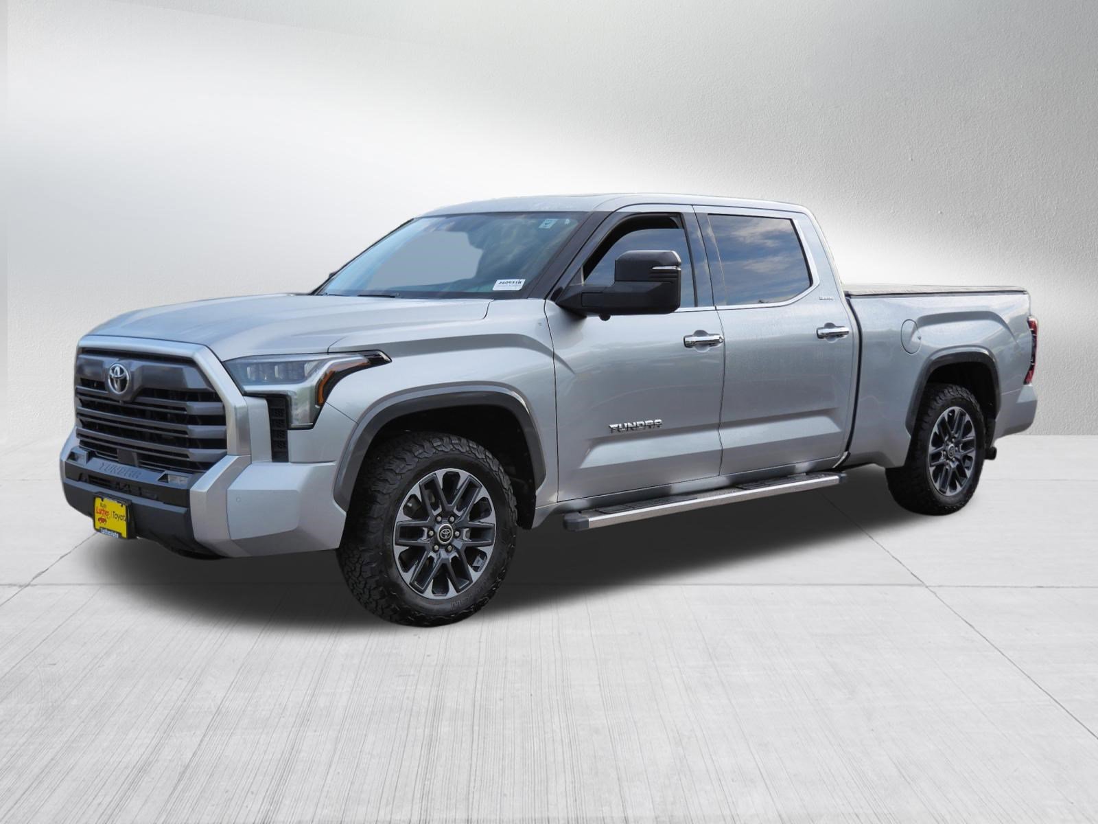 Certified 2022 Toyota Tundra Limited AWD/4WD image 3