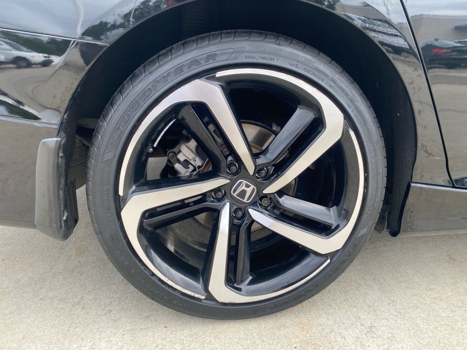 Used 2021 Honda Accord Sport image 27