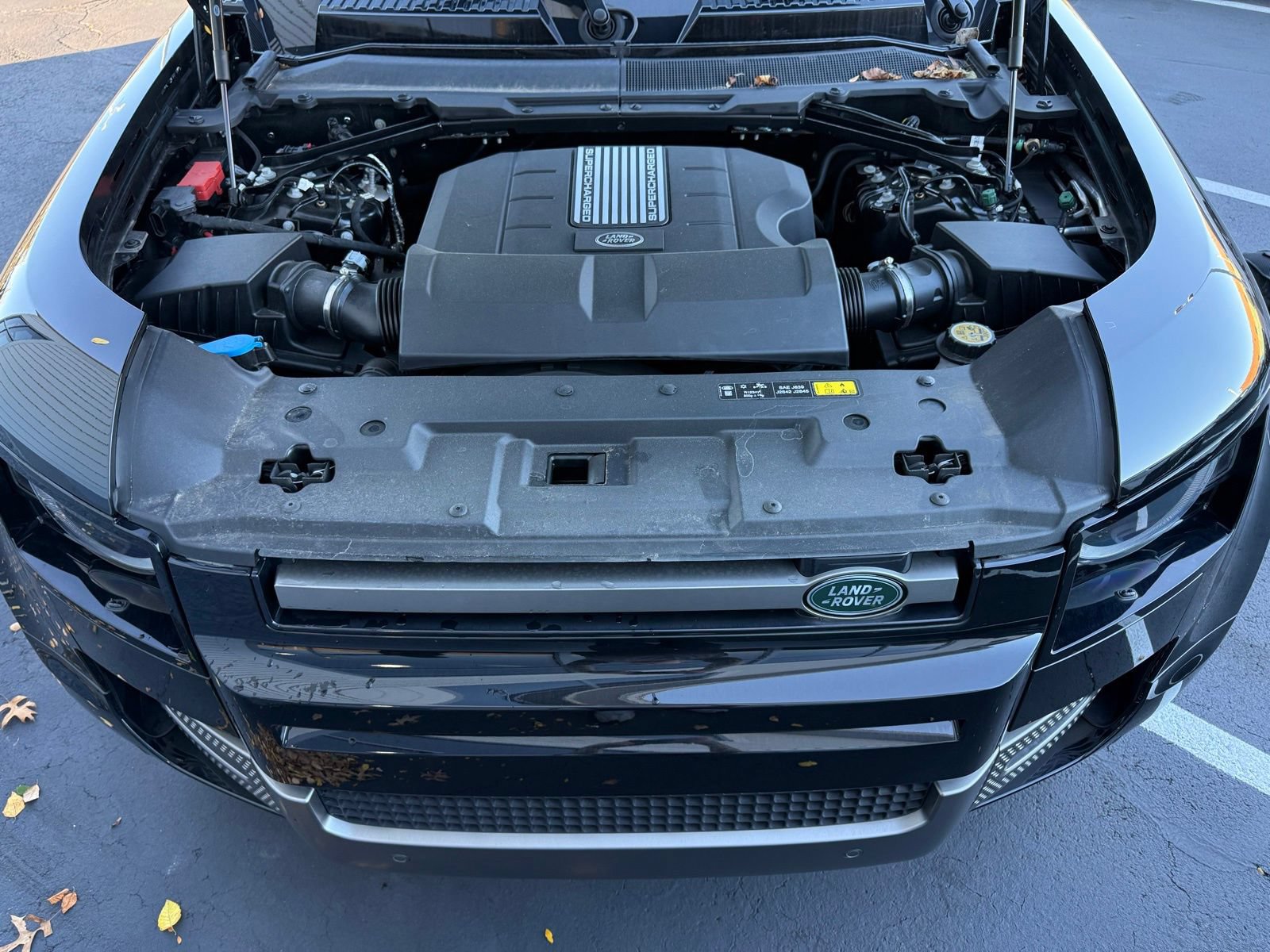 New 2025 Land Rover Defender 110 X-Dynamic SE AWD/4WD image 42