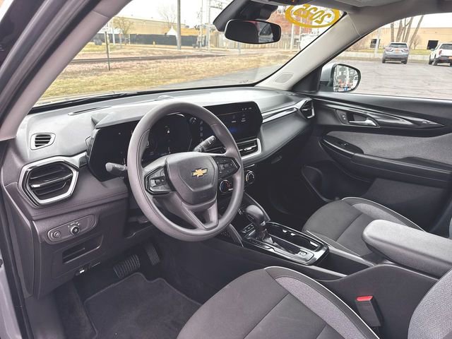 Used 2025 Chevrolet TrailBlazer LT image 10