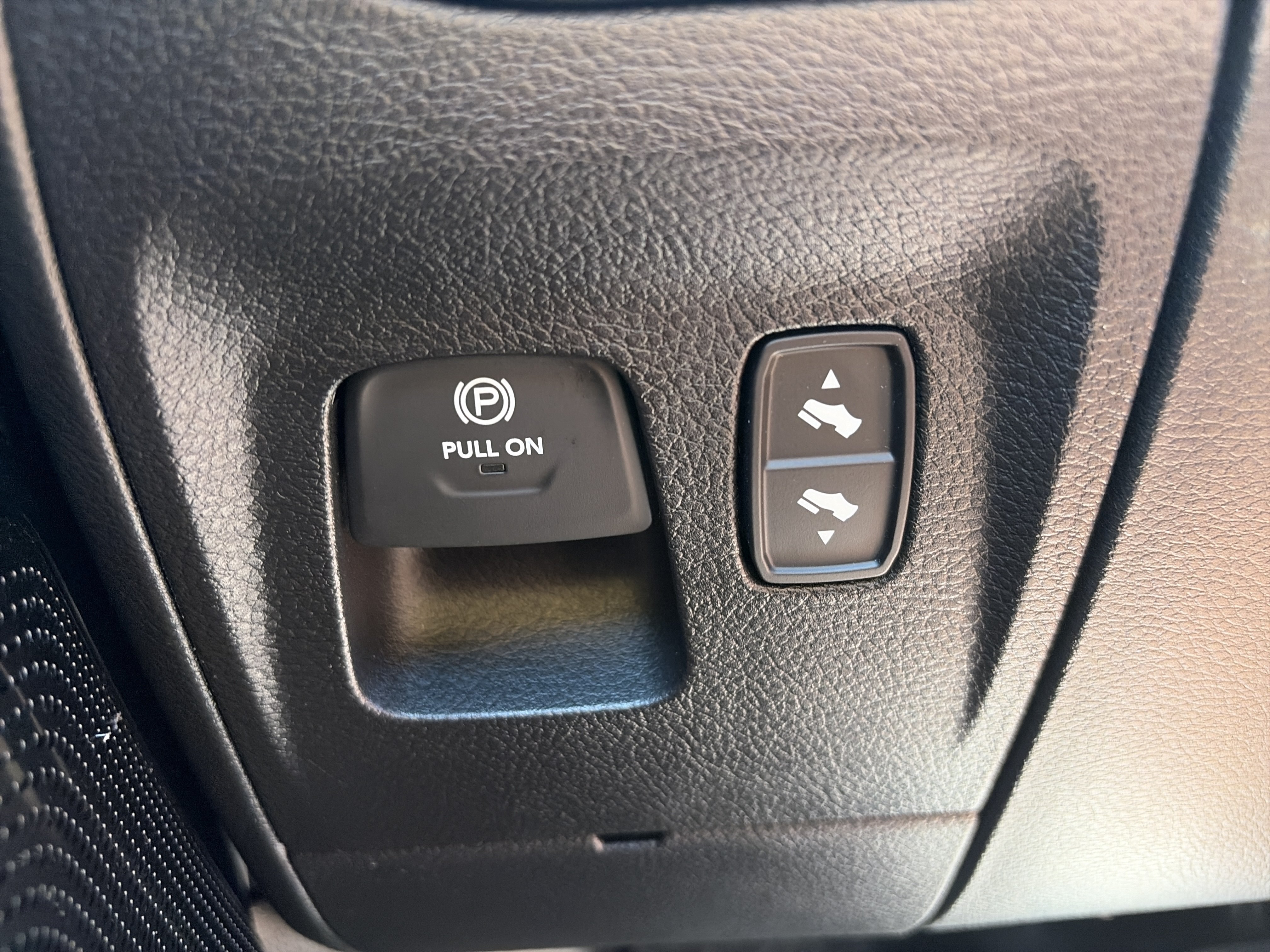 New 2026 RAM 1500 Limited AWD/4WD image 14