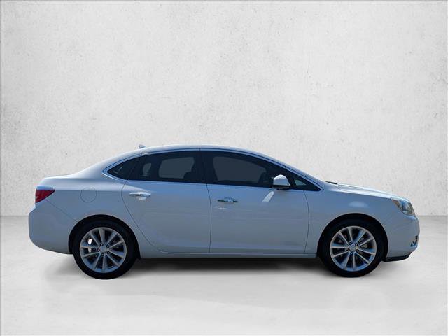 Used 2014 Buick Verano FWD image 4