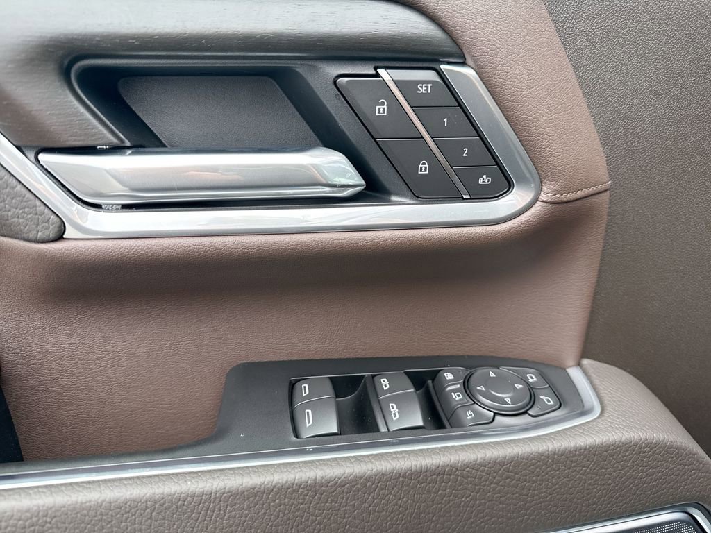 New 2026 GMC Sierra 3500 Denali w/ Denali Reserve Package image 24