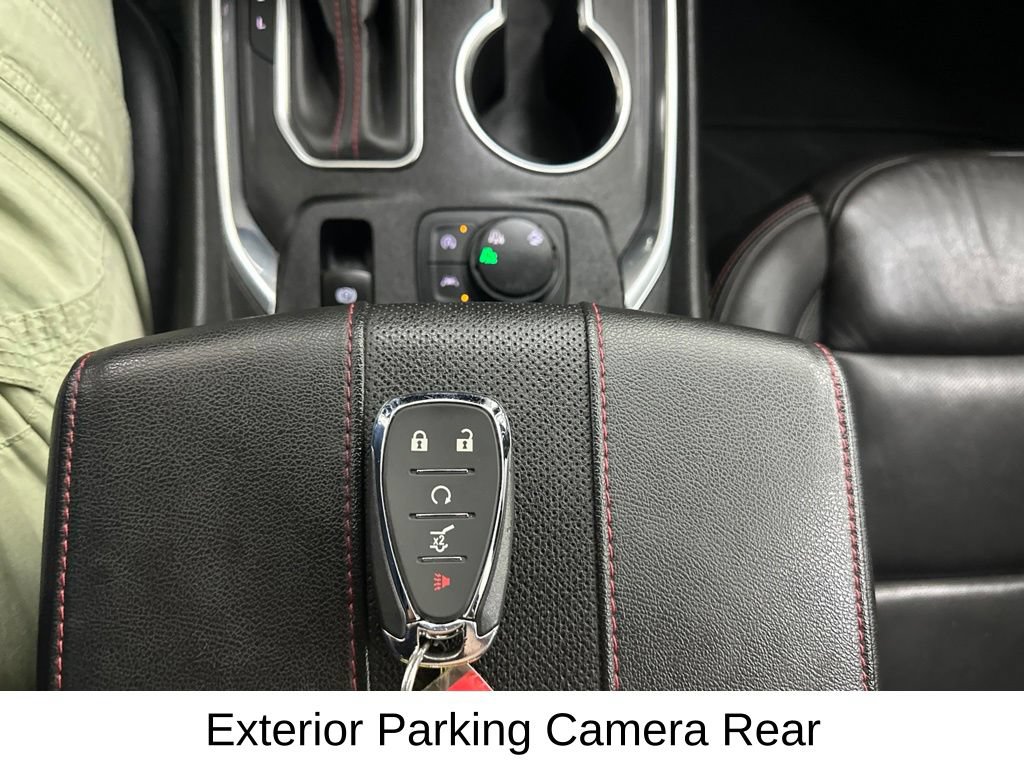 Used 2023 Chevrolet Traverse RS AWD/4WD image 41