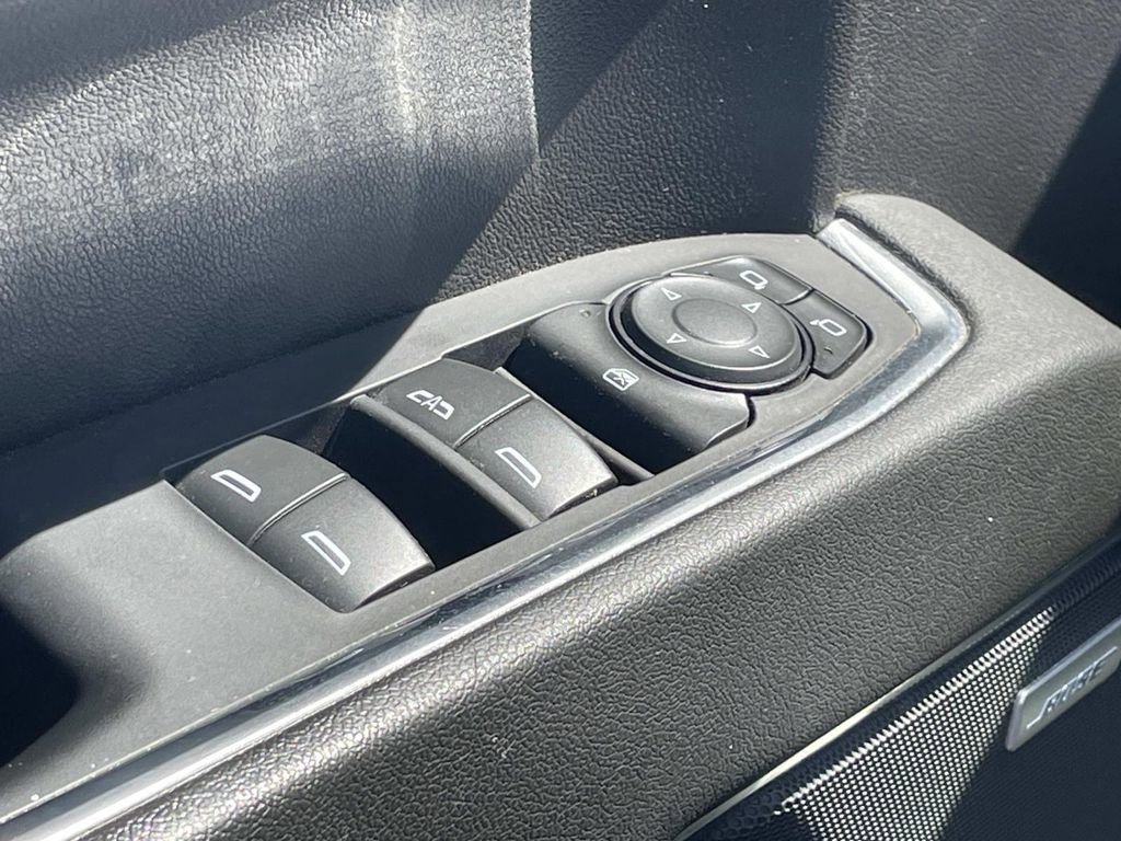 Used 2024 Chevrolet Silverado 1500 LT Trail Boss w/ Convenience Package II image 16