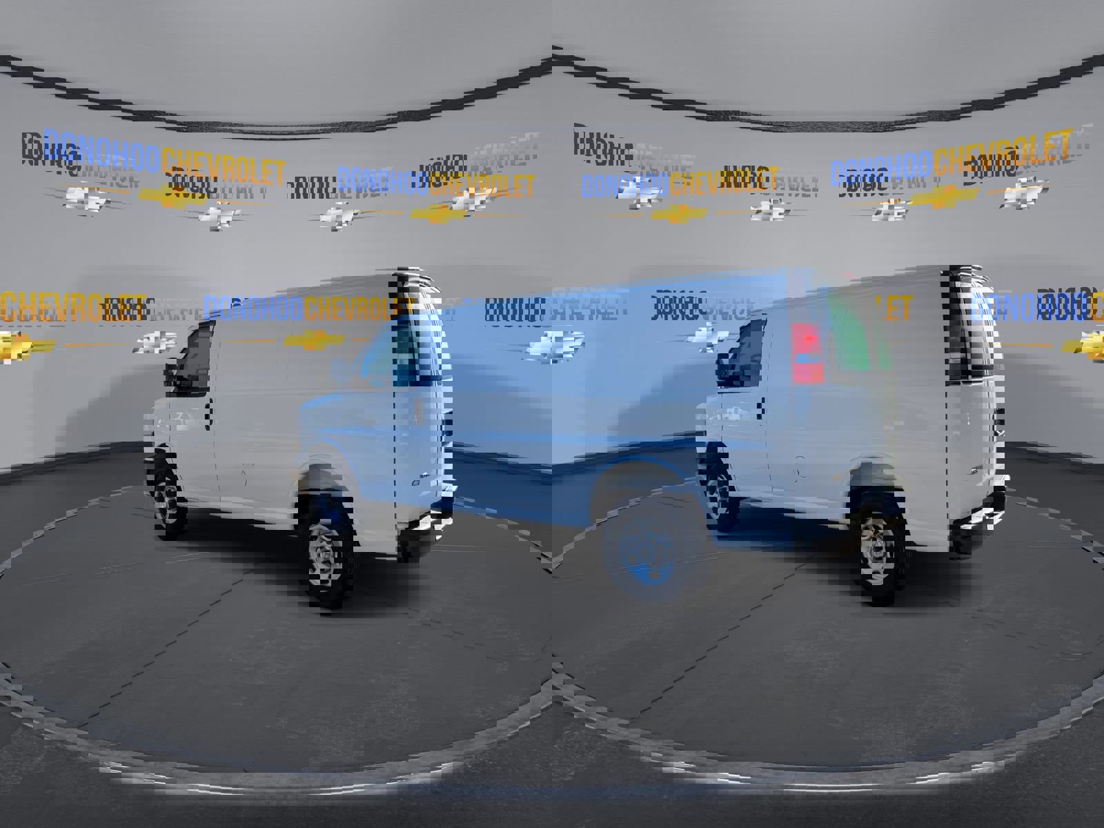 New 2025 Chevrolet Express 2500 RIDICULOUS DEAL! 1WT w/ Driver Convenience Package image 9