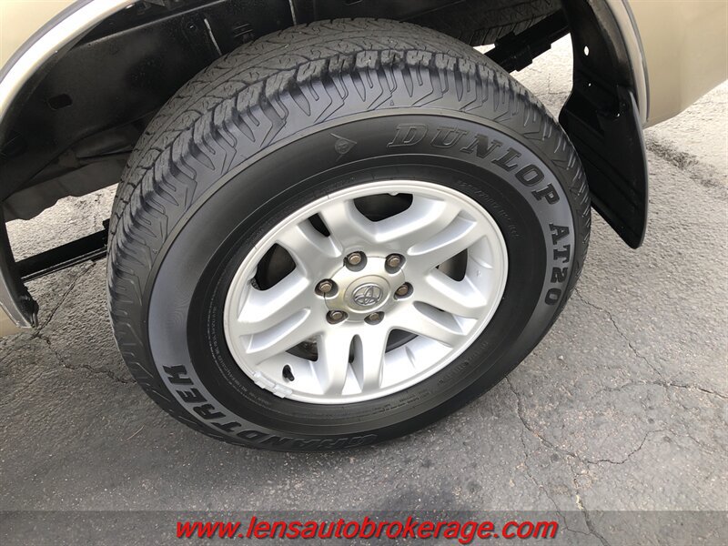 Used 2004 Toyota Tundra SR5 w/ Towing Pkg RWD image 23