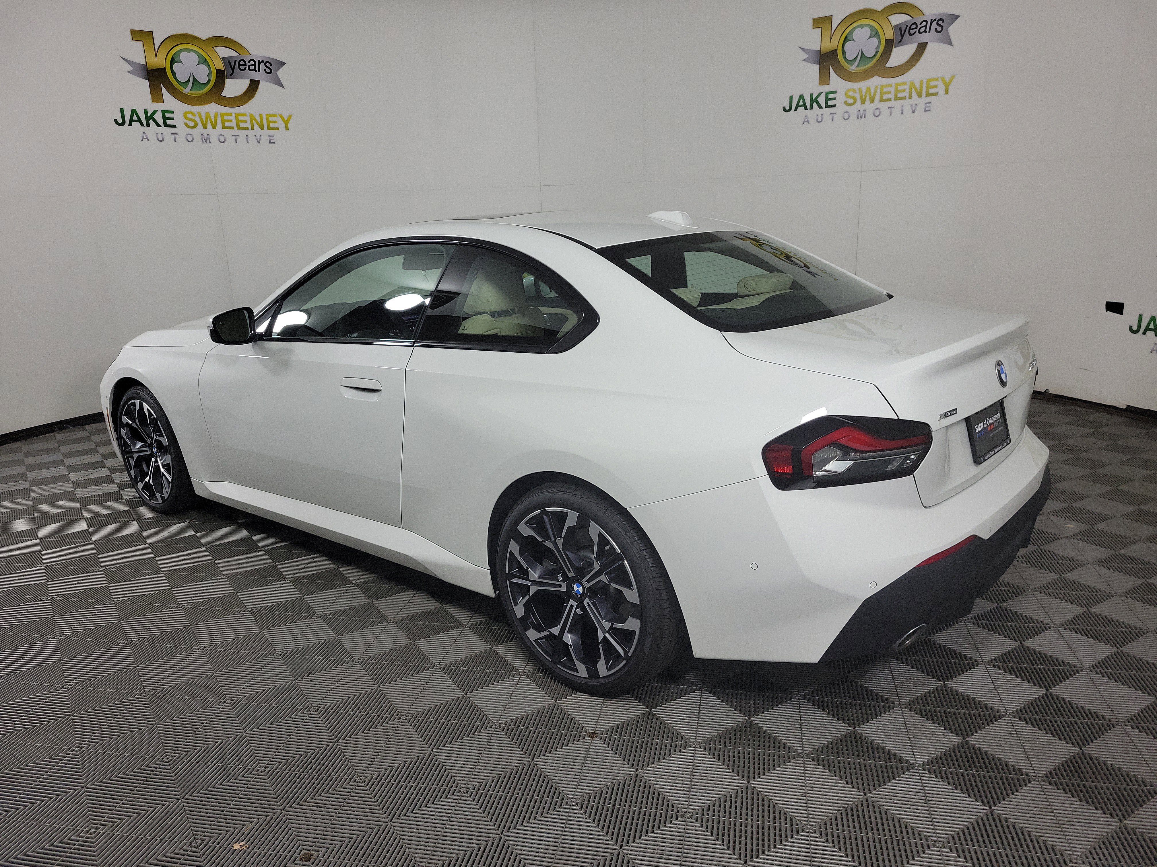 Certified 2025 BMW 230i xDrive Coupe w/ Premium Package AWD/4WD image 5
