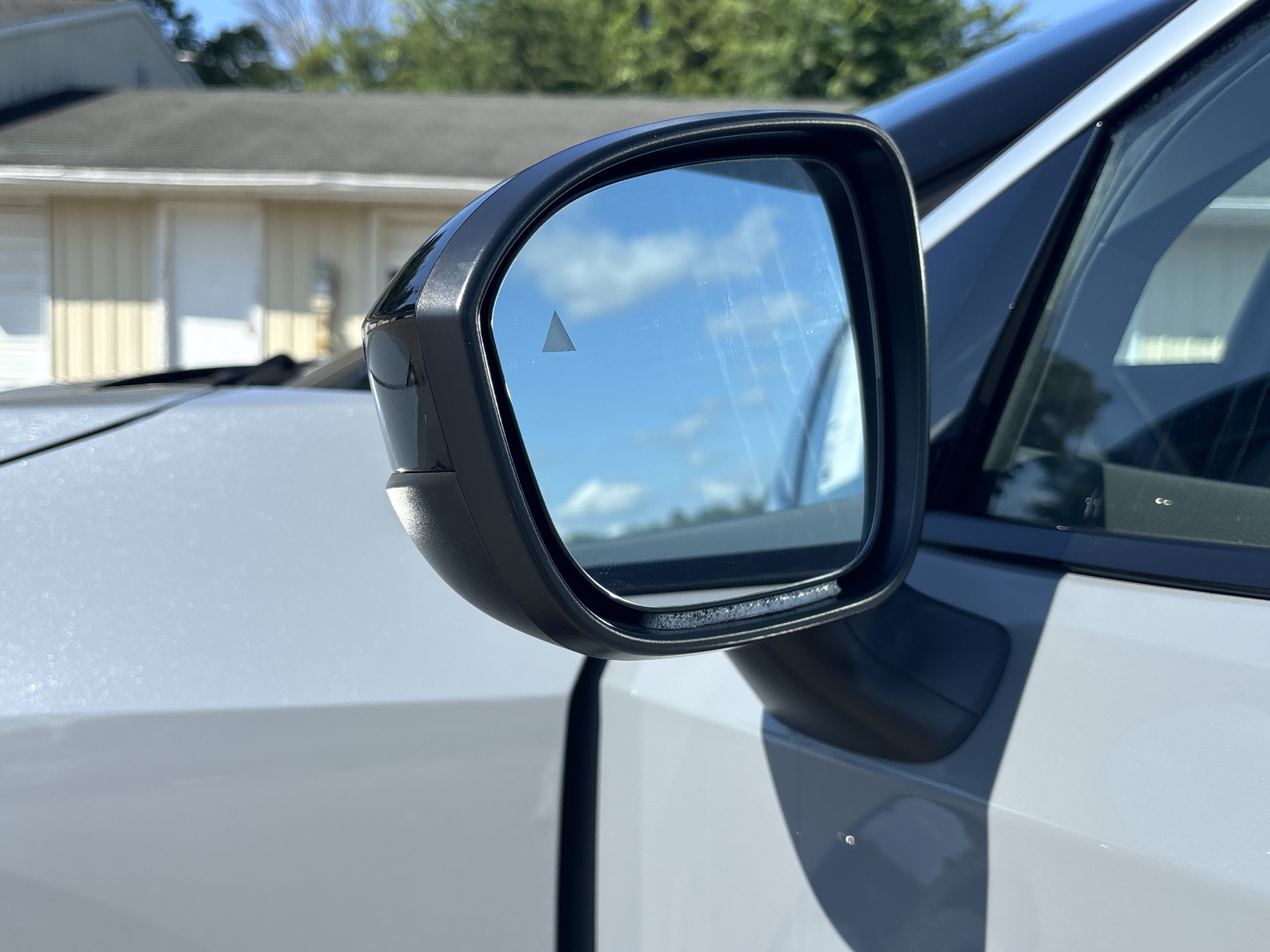 Used 2023 Nissan Ariya FWD image 14