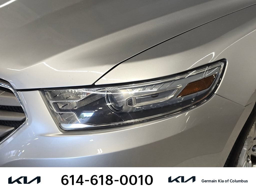 Used 2013 Ford Taurus SEL FWD image 15