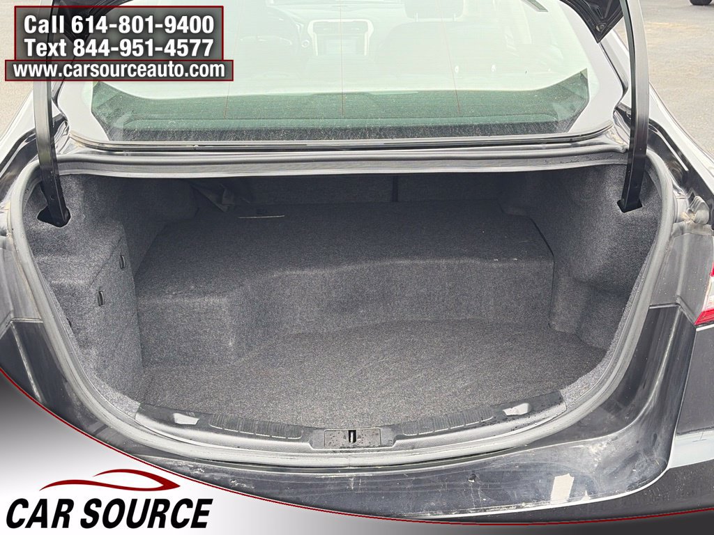 Used 2019 Ford Fusion SE FWD image 7