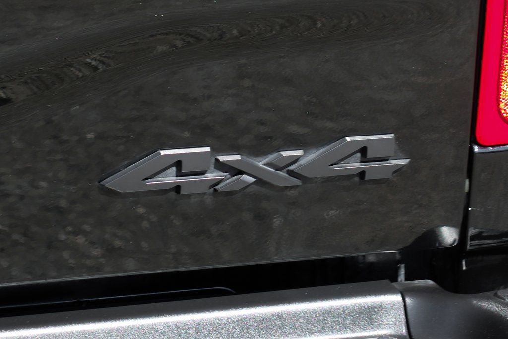 Used 2024 RAM 2500 Big Horn w/ Night Edition AWD/4WD image 52