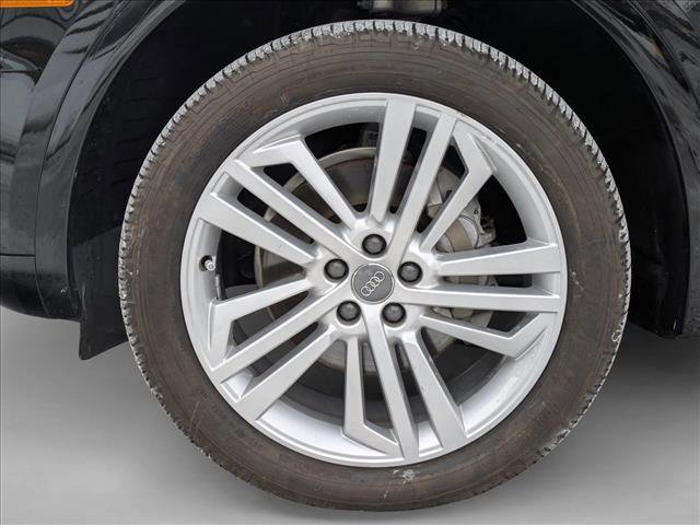 Used 2019 Audi Q5 2.0T Premium Plus w/ Premium Plus Package image 25