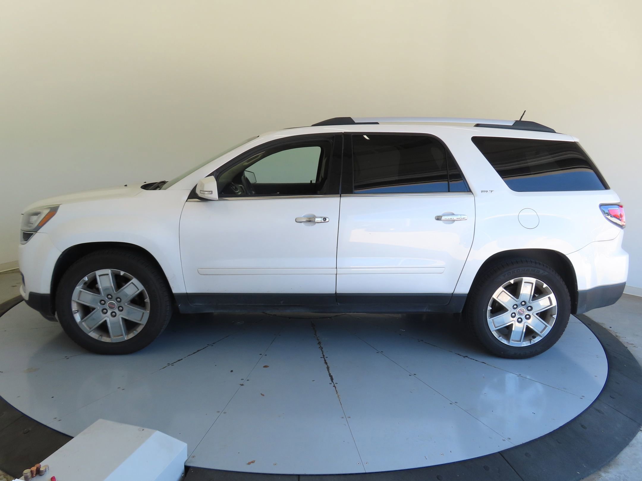 Used 2017 GMC Acadia Limited SLT FWD image 7