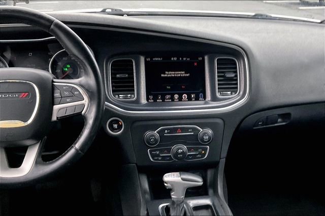 Used 2015 Dodge Charger SXT RWD image 6