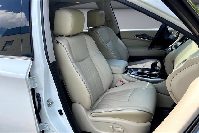Used 2018 INFINITI QX60 FWD w/ Premium Plus Package image 32