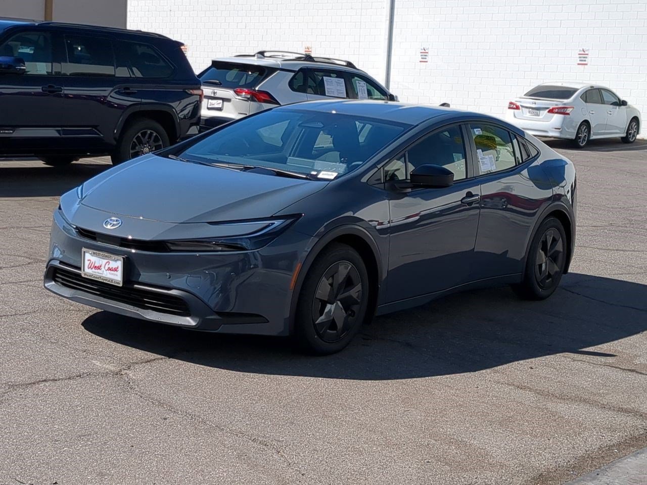 New 2026 Toyota Prius LE FWD image 8