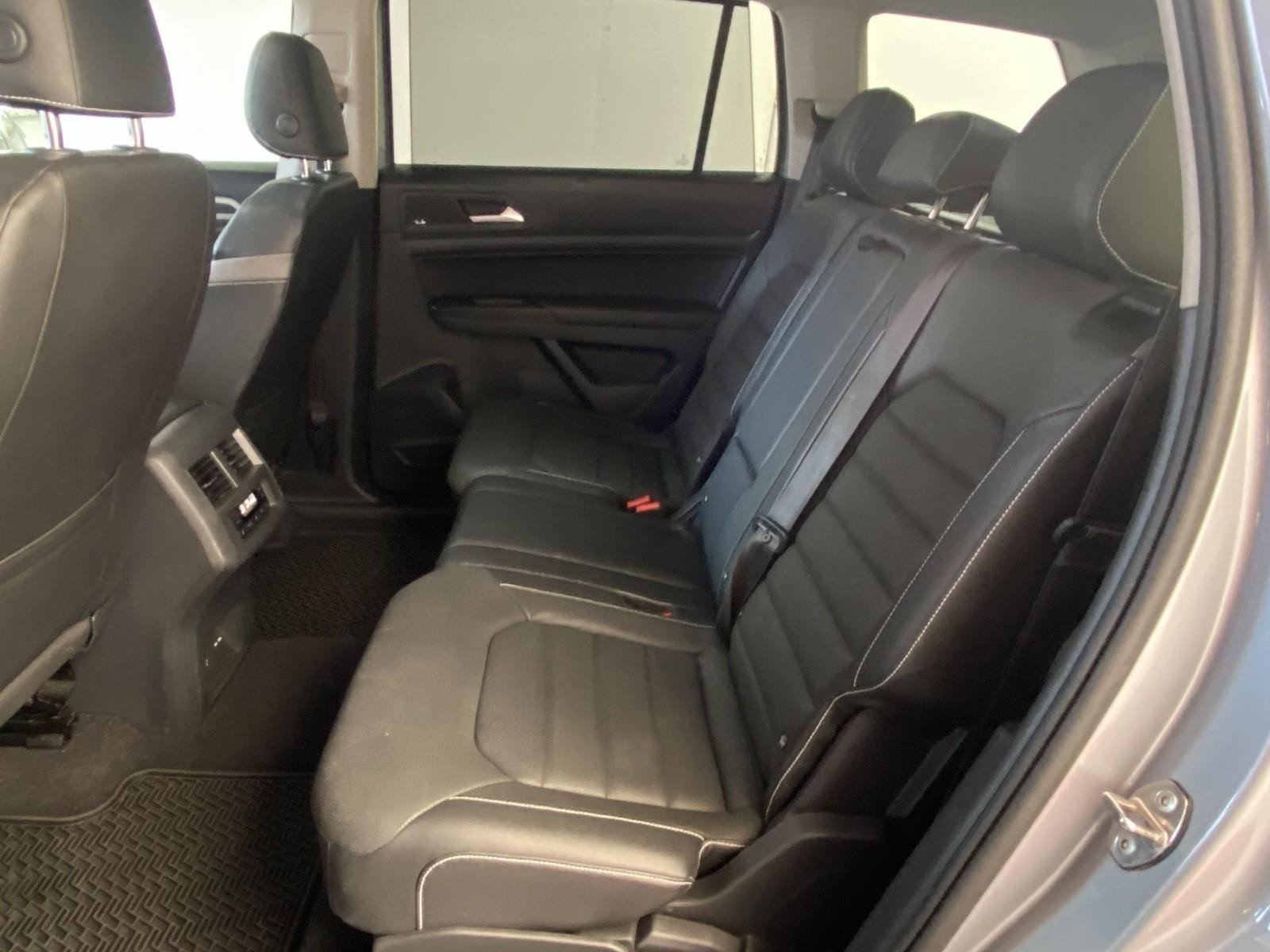 Used 2021 Volkswagen Atlas SEL Premium AWD/4WD image 20