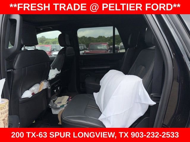 Used 2023 Ford Expedition Max Platinum AWD/4WD image 7