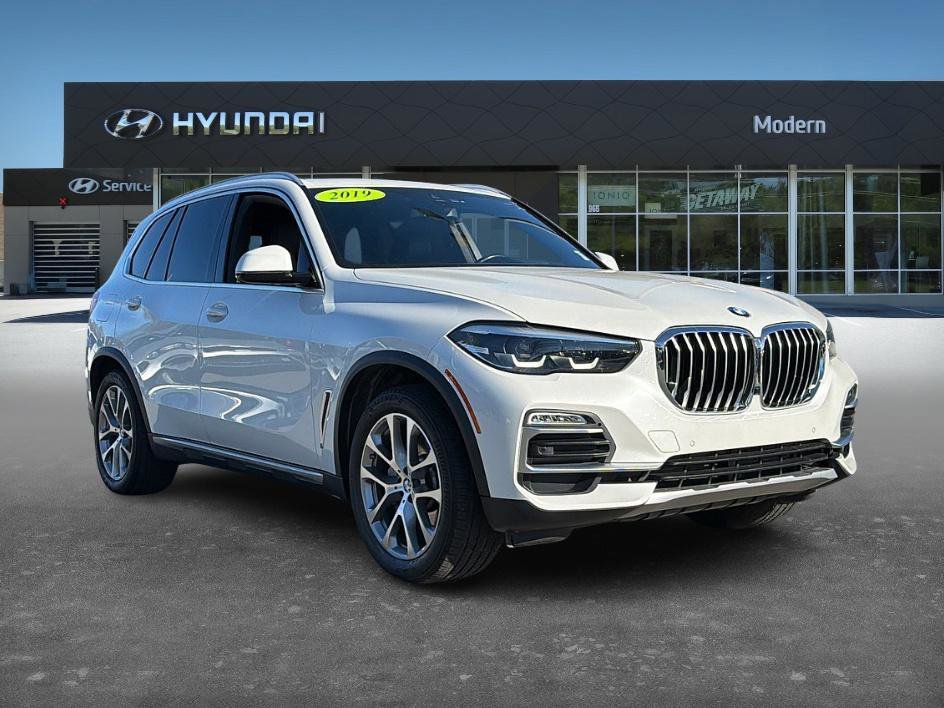 Used 2019 BMW X5 xDrive40i w/ Premium Package 2 image 3