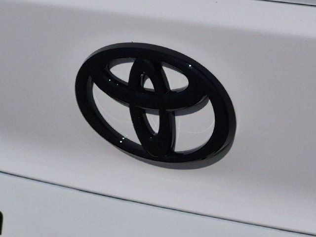 New 2026 Toyota Camry SE FWD image 25