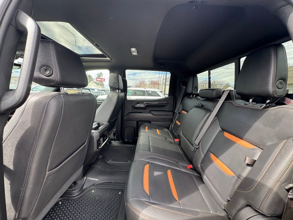 Used 2023 GMC Sierra 1500 AT4 w/ AT4 Premium Package image 15