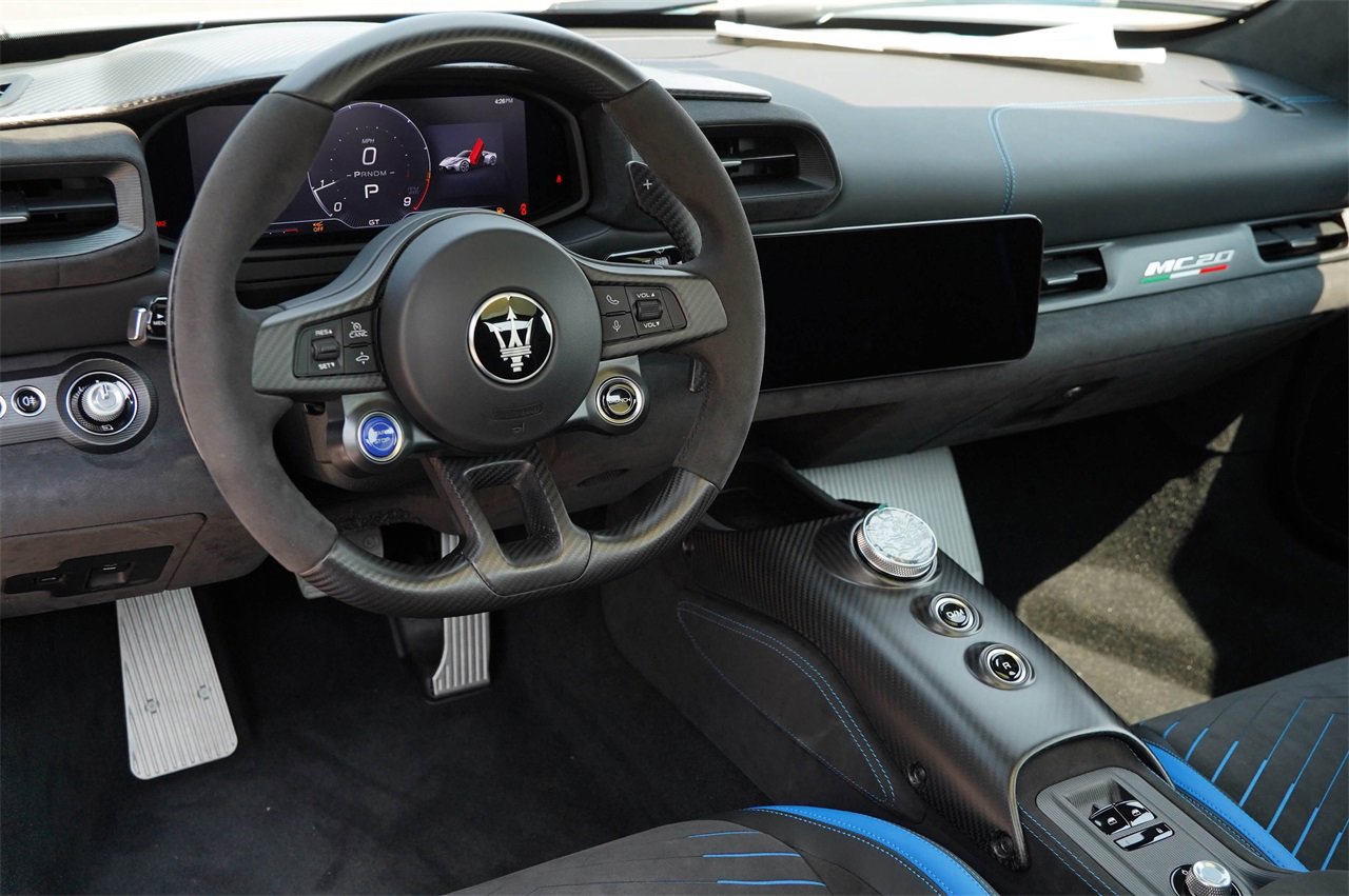 Used 2025 Maserati MC20 Cielo image 11