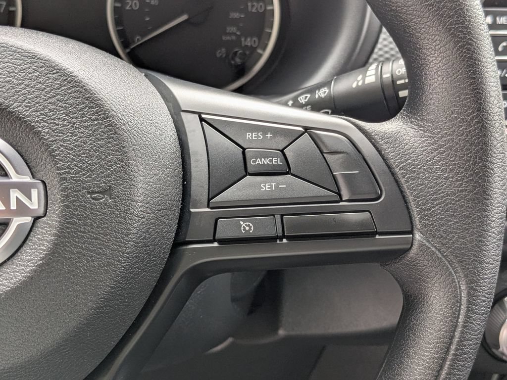 Used 2025 Nissan Kicks Play S FWD image 17