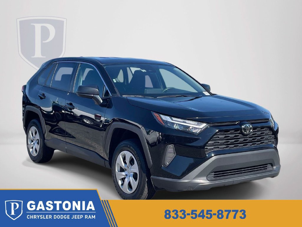 Used 2025 Toyota RAV4 LE FWD image 1
