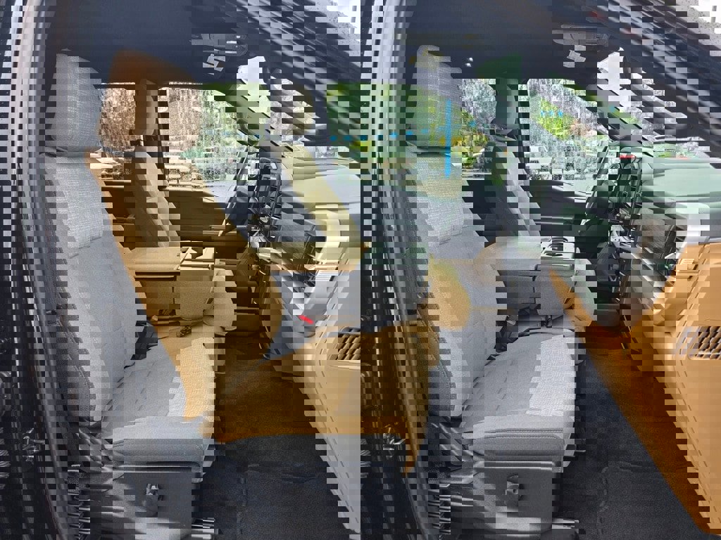 Used 2023 Ford F150 XLT image 21