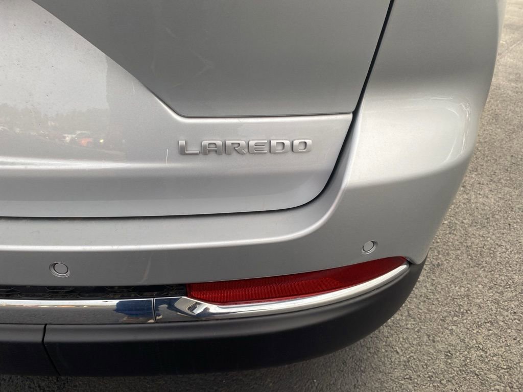 New 2025 Jeep Grand Cherokee Laredo X image 10