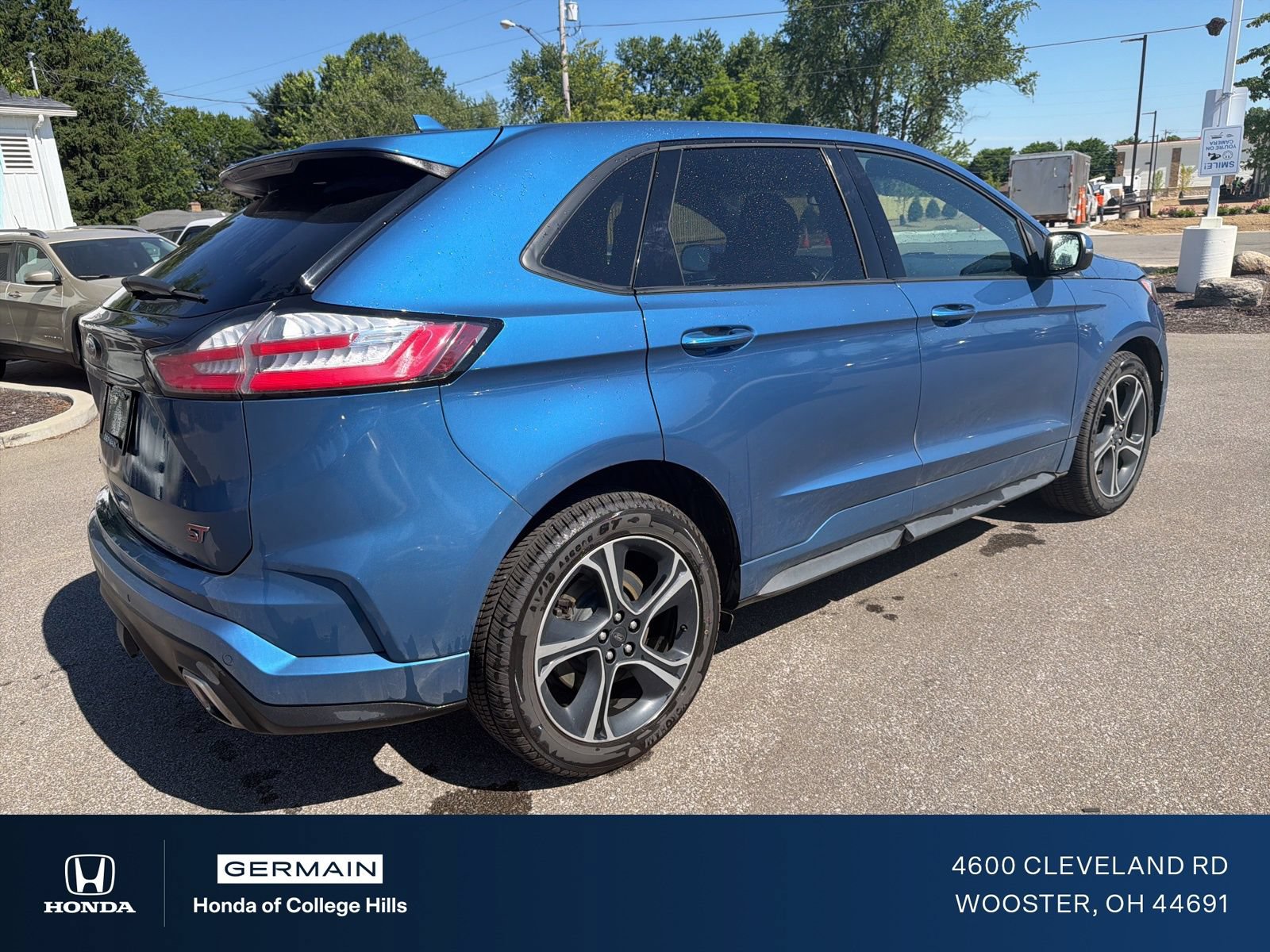 Used 2019 Ford Edge ST w/ Convenience Package AWD/4WD image 6