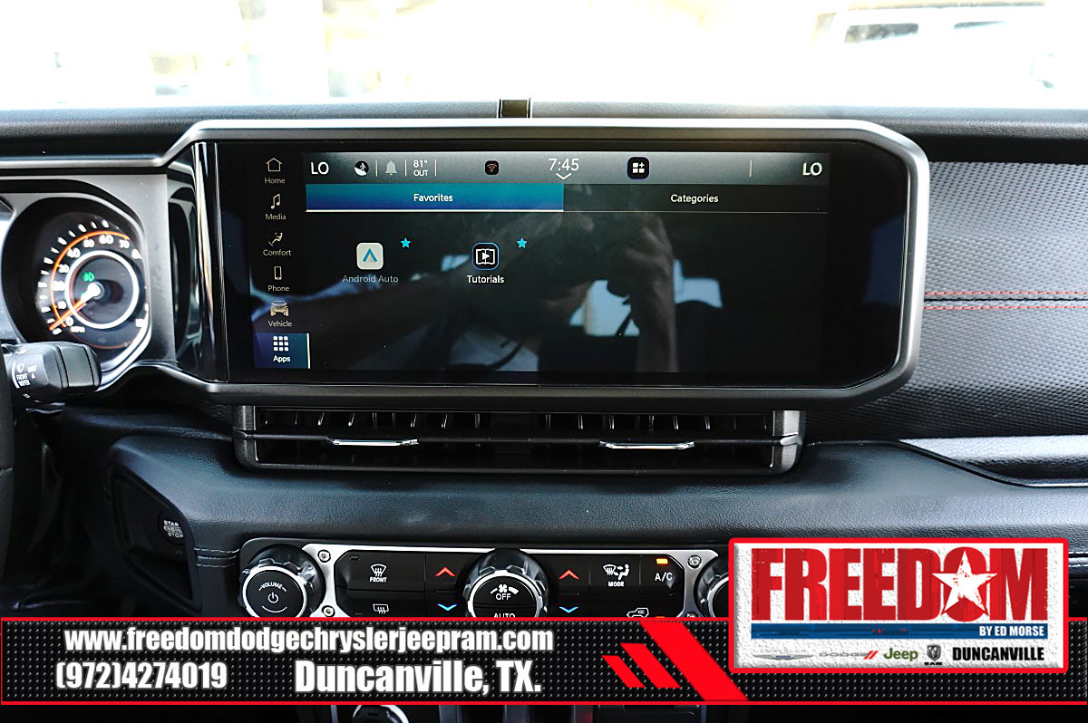 Used 2024 Jeep Wrangler Rubicon AWD/4WD image 16