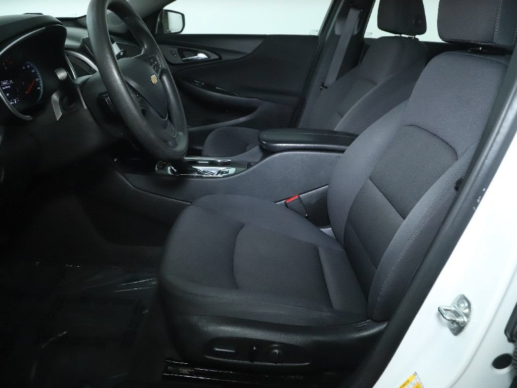 Used 2023 Chevrolet Malibu LT w/ Driver Confidence Package FWD image 18