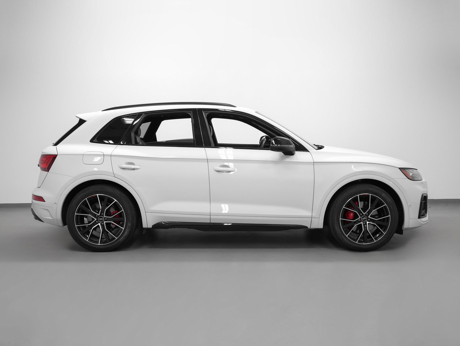 Used 2021 Audi SQ5 Prestige image 13