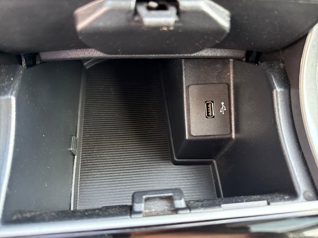 Used 2019 Ford Edge SE image 14