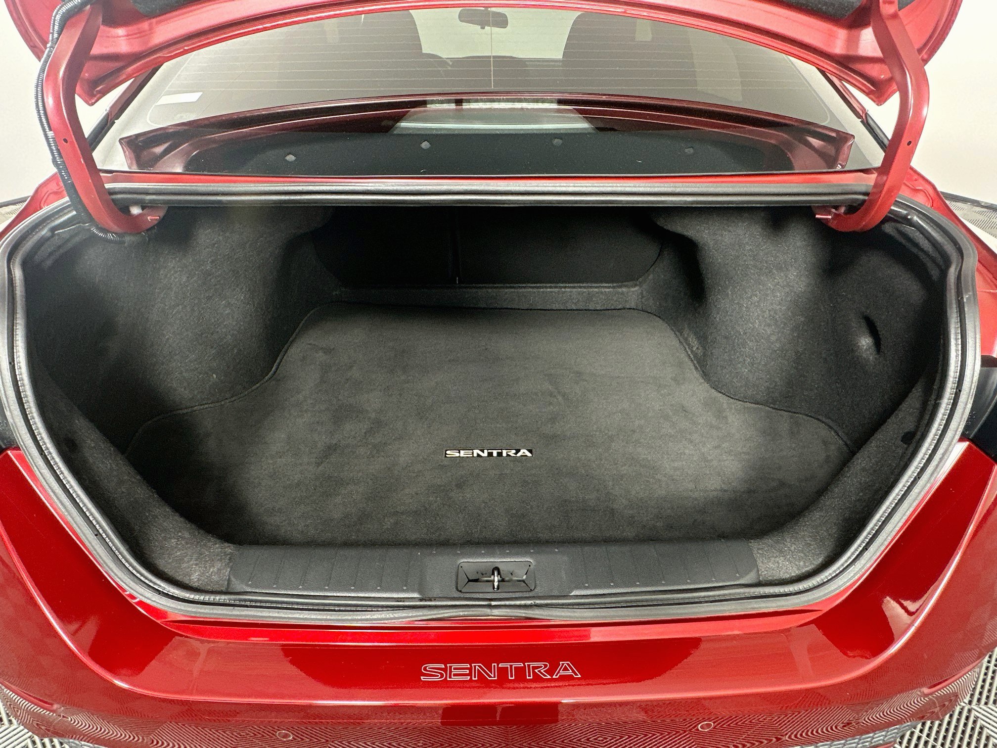 Used 2023 Nissan Sentra SV FWD image 27