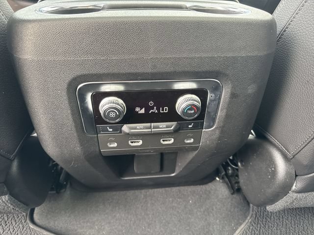 Used 2021 GMC Yukon Denali AWD/4WD image 22