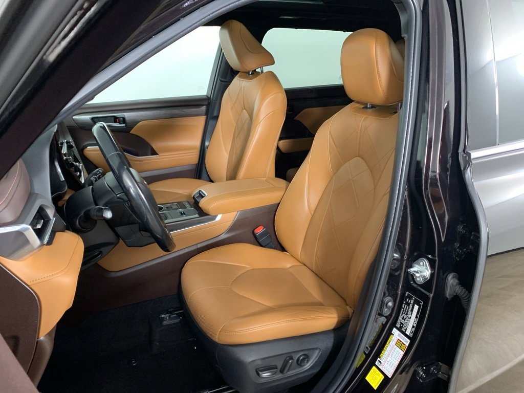 Used 2022 Toyota Highlander Platinum image 20