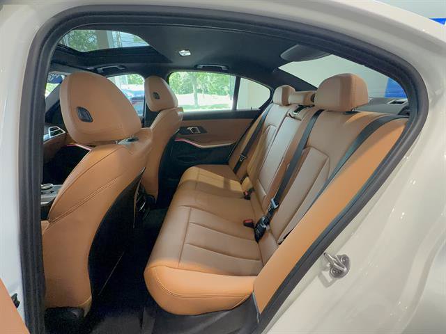 New 2025 BMW 330i xDrive Sedan w/ Premium Package AWD/4WD image 46