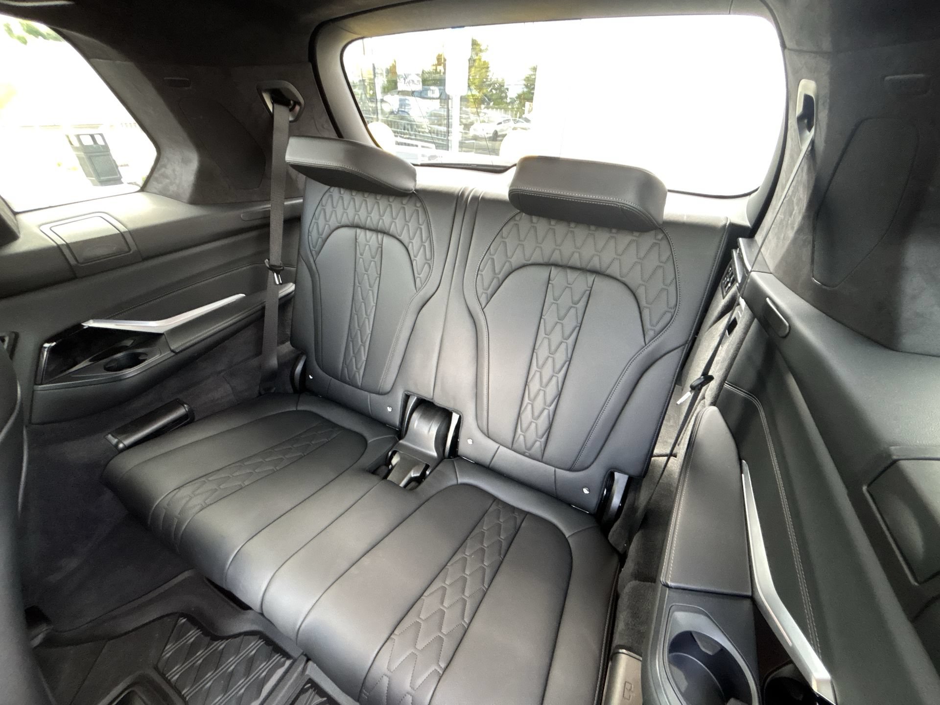 Used 2026 BMW X7 M60i w/ Executive Package AWD/4WD image 26
