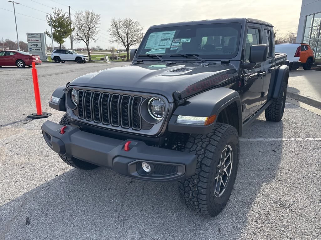 New 2026 Jeep Gladiator Rubicon w/ Steel Power Dome Hood Package AWD/4WD image 12